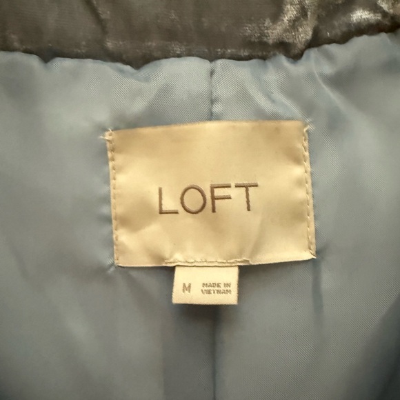 LOFT Light Blue Crushed Velvet Puffer Vest - Picture 7 of 9